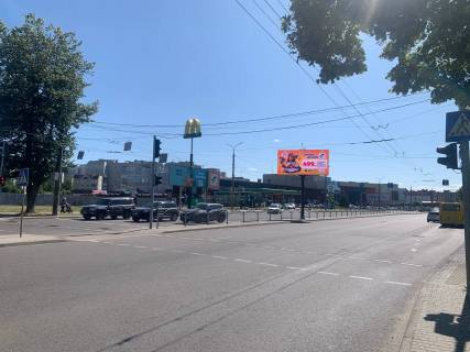 Video Billboard A in Lutsk Розділова смуга пер.Соборності та вул.Чорновола - 582267 Photo 1