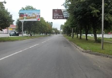 Billboard B in Lviv Luganskaa st., mezdu pr-tom Krasnoj Kaliny i st. Zelenoj Photo 1