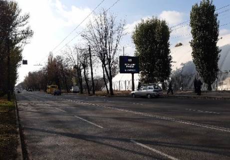 Non-Standard  in Cherkasy Smelanskaa st. - Nadpil'na st. Photo 1