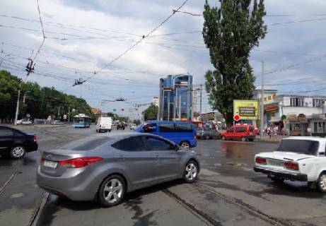 Scrolller, Scroll A in Vinnytsia, 2.32x3.14  Pirogova st., 49 - Skalec'kogo st. No30 - 37401 Photo 1