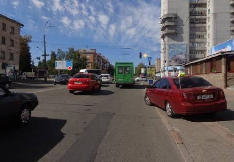 Prismatron, Prism B in Chernihiv, 3x6  Pobedy av. - Goncaa st. - 37090 Photo 1