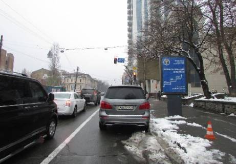 Cityscroll A in Kyiv, 1.86x1.27   Bul'varno-Kudravskaa st., 20 (na svetofore, ko L'vovskoj pl.) Photo 1