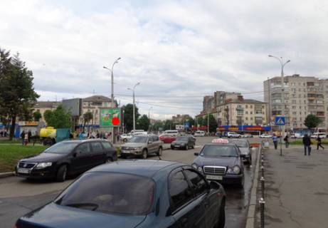 Scrolller, Scroll B in Vinnytsia, 2.32x3.14  Pobedy pl. (DB Ubilejnyj) - 65418 Photo 1