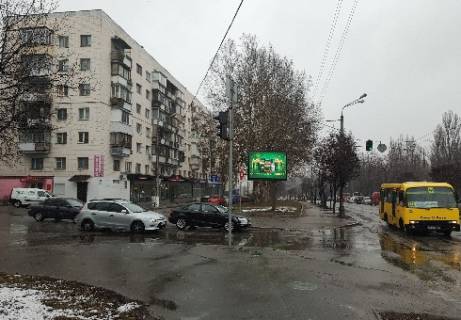 Non-Standard  in Kyiv Goloseevskij av., 84 Photo 1