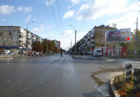 Prismatron, Prism A in Chernihiv Pobedy av. - Zabinskogo st.  - 321437 Photo 1