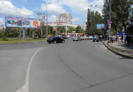 Prismatron, Prism A in Odessa, 3x6  Nezaleznosti pl. - Filatova Akademika st. - 13293 Photo 1