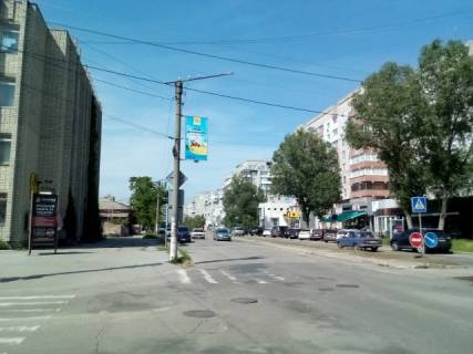 Non-Standard B in Berdyansk Central'naa st. / Greceskaa st. Photo 1