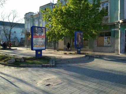 Citylight A in Berdyansk Truda av. (vozle DK Ostrovskogo) Photo 1