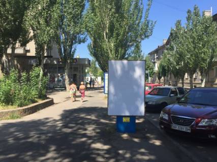 Citylight A in Berdyansk Smidta, Central'naa st. / Luteranskaa st. (Dom Bita, vozle piccy NEMO) Photo 1