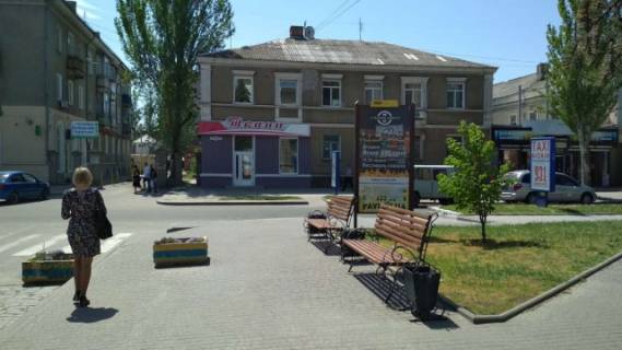 Pillar, Pillar C in Berdyansk, 1,2х2,4м  Universitetskaa st. ( pl. 1 Berdanskogo Soveta, smotrit na ispolkom) Photo 1
