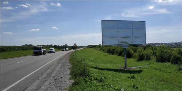 Billboard A in Lviv route, 6x3  M-06 Kiiv-Cop, miz z/d mostom i Kam'anopolem, pravij Photo 1
