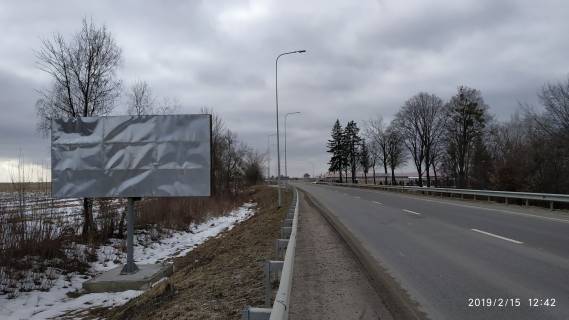 Billboard B in Pustomity, 6x3  Avtodoroga L'viv-Pustomiti, v'izd v m.Pustomiti, livij Photo 1