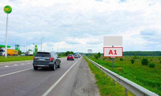 Billboard A in Lviv route, 3x6  M-06 Kiiv-Cop Photo 1