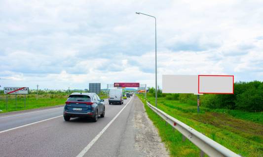 Billboard A in Lviv route, 3x6  M-06 Kiiv-Cop Photo 1