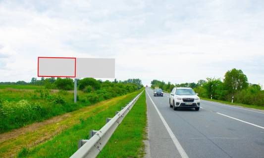 Billboard B in Lviv route, 3x6  M-06 Kiiv-Cop Photo 1