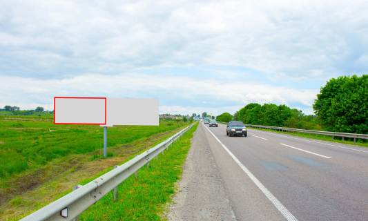 Billboard B in Lviv route, 3x6  M-06 Kiiv-Cop Photo 1