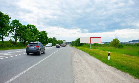 Billboard A in Lviv route, 3x6  M-06 Kiiv-Cop Photo 1
