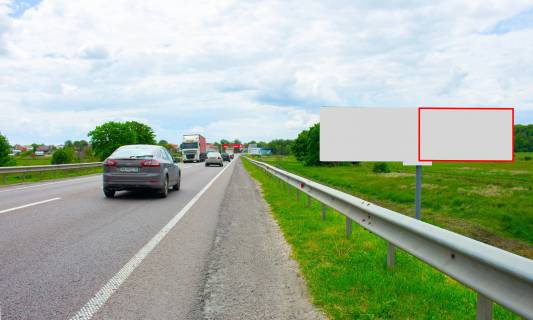 Billboard A in Lviv route, 3x6  M-06 Kiiv-Cop Photo 1