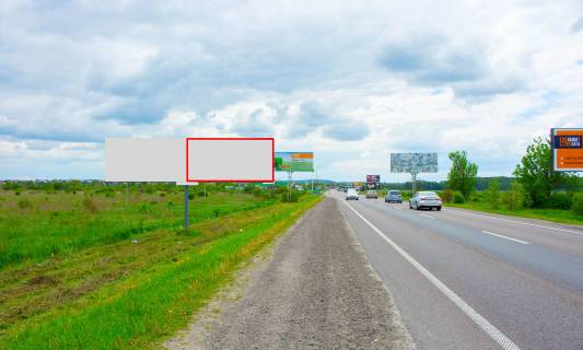 Billboard B in Lviv route, 3x6  M-06 Kiiv-Cop Photo 1