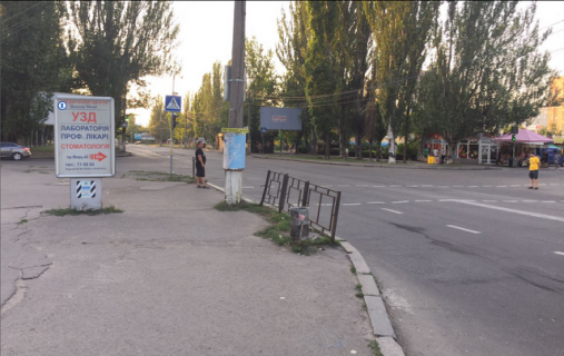 Facade Banners B in Mykolaiv av. Mira, 17 - St.Teatral'naa Photo 1