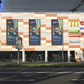Billboard A in Dnipro (Dnipropetrovsk) ТРК APPOLO, вертикальні медіафасади 3 х 3,84м х 8,96м *звук- scheme
