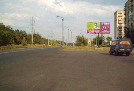 Billboard A in Severodonetsk Budivel'nikiv sose, 7 Photo 1