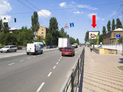 Video Billboard  in Kyiv, 2.3x3.14  Teligi st., 2 - st. Gonti, na svitlofori, v storonu st. m. "Pocajna", (rolik 10 sek, 1 vihid/1,5 hvilini) - 441292 Photo 1