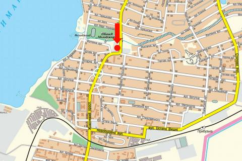 Billboard A in Mykolaiv, 3x6  Bogoavlens'kij av. (kol. Zovtnevij av.) / Torgova st., bila parku "Molodiznij", z centru scheme