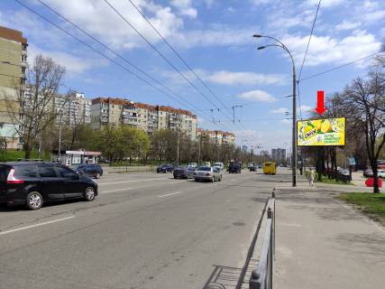 Prismatron, Prism  in Kyiv, 3x6  Pravdi av., 19a, v storonu restoranu McDonald's, st. Visgorods'koi - 445462 Photo 1