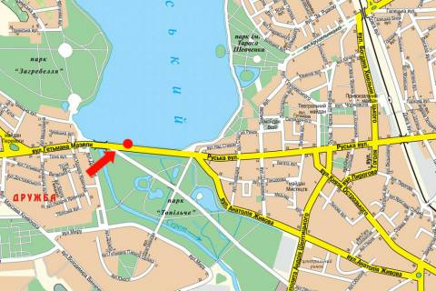 Citylight B in Ternopil, 1.8x1.2  Rus'ka st., bila parku "Topil'ce", damba, v centr scheme