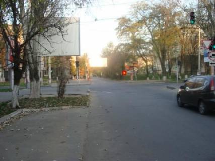 Backlight A in Kherson Usakova av. - Ukrains'ka st. Photo 1