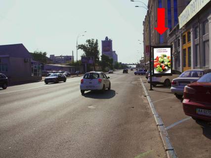 Citylight  in Kyiv, 1.8x1.2  Naberezno-Hresatic'ka st., 57 / st. Aroslavs'ka, v bik Postovoi pl. Photo 1