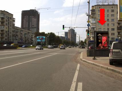 Cityscroll A in Kyiv, 1.8x1.2  Перемоги пл., 2, біля Цирку, на світлофорі, в сторону Повітрофлотського мосту Photo 1
