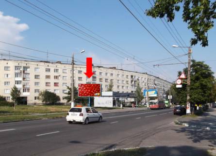 Billboard B in Zhytomyr, 3x6  Cudnivs'ka st. (kol. Cernahivs'kogo st.) , 100, bila Inzenerno-Tehnologicnogo Institutu, na svitlofori Photo 1