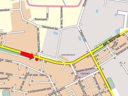 Billboard  in Zhytomyr, 3x6  Nezaleznosti av. (kol. Vatutina st.), 18 / Otamaniv Sokolovs'kih st. (kol. Potapova st.), v bik vokzalu, bila supermarketu "Ekomarket", na svitlofori scheme