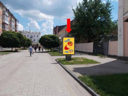 Citylight A in Sumi, 1.8x1.2  9-go Travna av. / Voskresens'ka st. (kol. Frunze st.), navproti Ukrsibbanku Photo 1