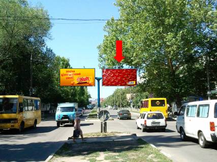 Billboard A in Kherson, 3x6  Universitets'ka st. (kol. 40-ricca Zovtna st.) / Miru st., bila rinku "Dniprovs'kij", rozdil'nik, v centr, prava Photo 1