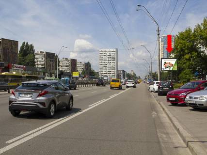 Scrolller, Scroll  in Kyiv, 2.3x3.14  Peremogi av., 20, banki "PUMB", "Ukrsibbank", bila magaziniv "Intertop", "Carlo Pazolini", "Adidas", z centru - 444890 Photo 1