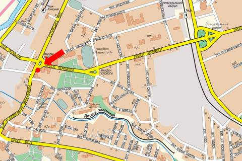 Citylight  in Lutsk, 1.8x1.2  Vinnicenka st. / Peremogi av. / Nezaleznosti pl., bila korpusu VNU scheme