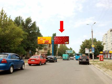 Billboard  in Kherson, 3x6  Universitets'ka st. (kol. 40-ricca Zovtna st.), 104, bila kinoteatru "Suputnik", rozdil'nik, v centr, prava Photo 1