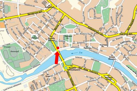 Prismatron, Prism  in Uzhgorod, 3x6  Druzbi Narodiv pl. / Naberezna Nezaleznosti st., z boku Hmel'nic'kogo pl. - 448767 scheme