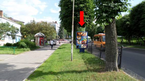 Citylight  in Rivne, 1.8x1.2  Cornovola st., 39 / Novaka st., z centru Photo 1