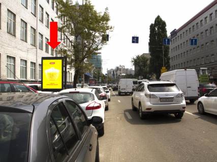 Citylight A in Kyiv, 1.8x1.2  Zilans'ka st., 142, navproti pabu "Porter", v storonu centru Photo 1