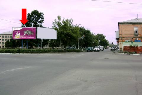 Billboard A in Kovel, 3x6  Nezaleznosti st. / Volodimirs'ka st. Photo 1
