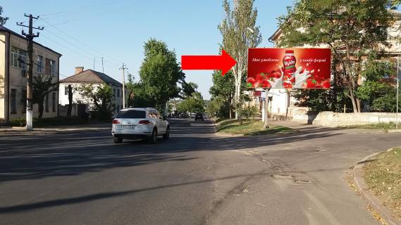 Billboard  in Mykolaiv, 3x6  Bogoavlens'kij av. (kol. Zovtnevij av.) / Ol'sanciv st., v centr Photo 1