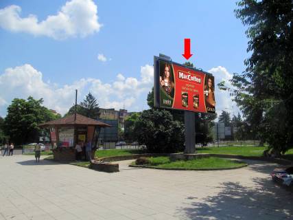 Billboard A in Uzhgorod, 3x6  Kirila i Mefodia pl., bila univermagu "Ukraina" Photo 1