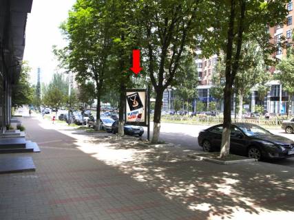 Citylight B in Kyiv, 1.8x1.2  Ukrainki bst., 22, v storonu st. Hresatik Photo 1