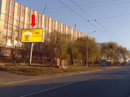 Billboard  in Vinnytsia, 3x6  Batoz'ka st. (kol. Kirova st.) - st. Angela, kolo supermarketu "Epicentr", v centr Photo 1