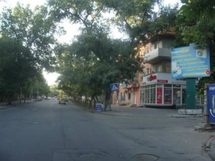 Billboard A in Kherson Pot'omkins'ka st. (kolis. Karla Marksa st.) - Gmir'ova st. Photo 1