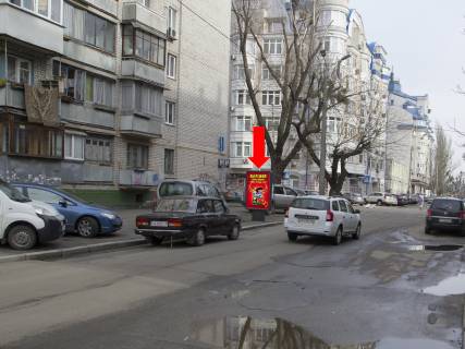 Citylight  in Kyiv, 1.8x1.2  Turovs'ka st. - st. Pocajnins'ka, v storonu centru Photo 1